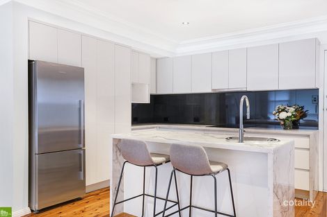 Property photo of 1/5 Phillips Crescent Mangerton NSW 2500