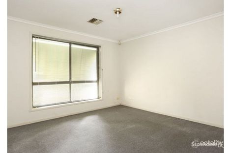 Property photo of 4 Dookie Court Broadmeadows VIC 3047