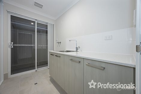 Property photo of 34 Grasswren Way Alkimos WA 6038