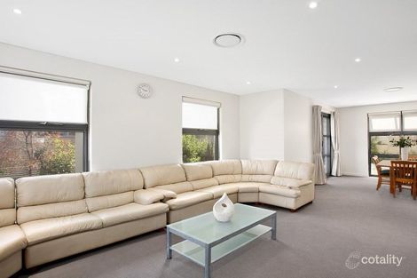Property photo of 11 Ridgemark Place Bella Vista NSW 2153