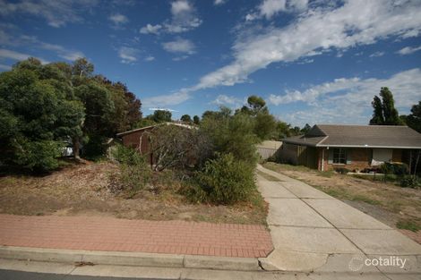 14 Pine Dr, Aberfoyle Park, SA 5159