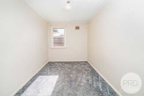 Property photo of 6 Sepik Road Ashmont NSW 2650