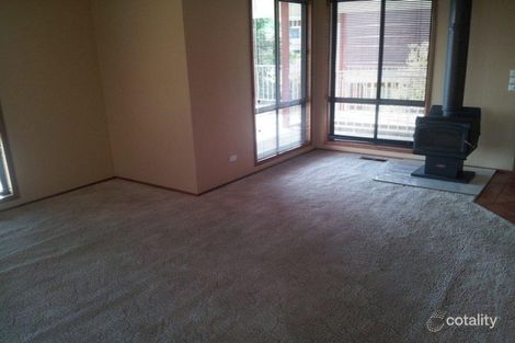 Property photo of 33 Craig Drive Bellbridge VIC 3691