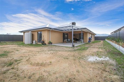 7 Griffiths Rd, Tangambalanga, VIC 3691