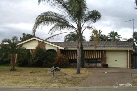 2 Ogden Cl, St Clair, NSW 2759