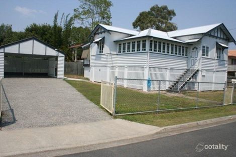 6 Victoria St, Fairfield, QLD 4103