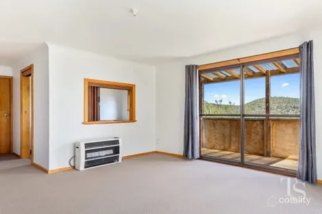 2/2 Sophie Pl, West Launceston, TAS 7250