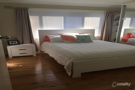 Property photo of 18 Bracken Close Cameron Park NSW 2285