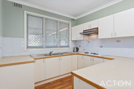 Property photo of 233 Winterfold Road Coolbellup WA 6163