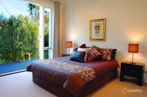 Property photo of 28 Kalymna Grove St Kilda East VIC 3183