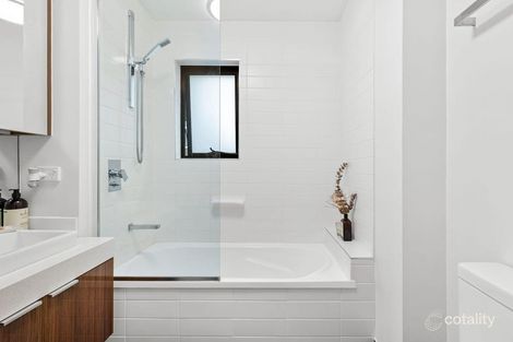 Property photo of 102/21 Masters Street Newstead QLD 4006