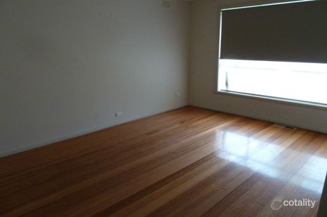 Property photo of 15 St Raphael Street Avondale Heights VIC 3034