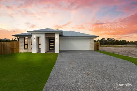 59 North Lakes Cct, Burrum Heads, QLD 4659