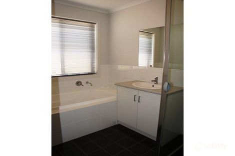 Property photo of 8 Angheljo Avenue Munno Para West SA 5115