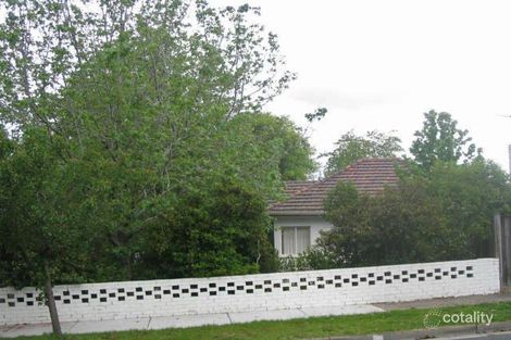 19 Milton Cres, Box Hill South, VIC 3128