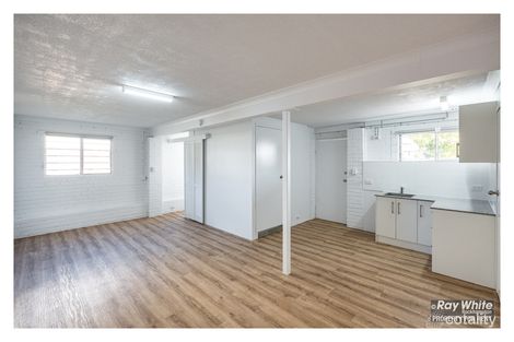 Property photo of 37 Scott Street Kawana QLD 4701