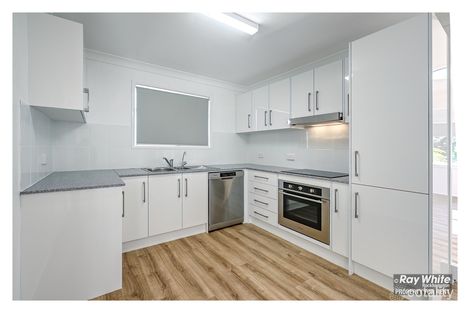 Property photo of 37 Scott Street Kawana QLD 4701