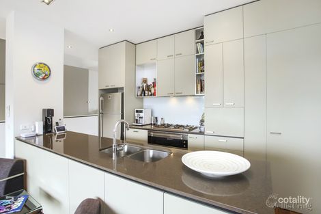 Property photo of 31 Jetty Lane Maribyrnong VIC 3032