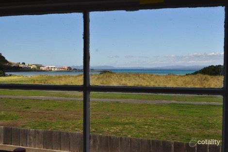 Property photo of 17 Marine Esplanade Stanley TAS 7331