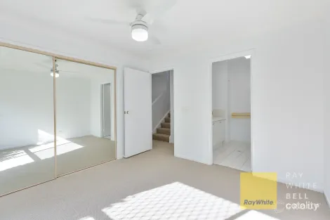 Property photo of 13/3 Arundel Drive Arundel QLD 4214