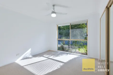 Property photo of 13/3 Arundel Drive Arundel QLD 4214