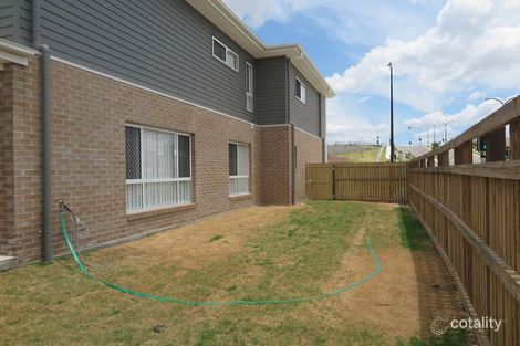 Property photo of 2 Dubai Circuit Spring Mountain QLD 4300