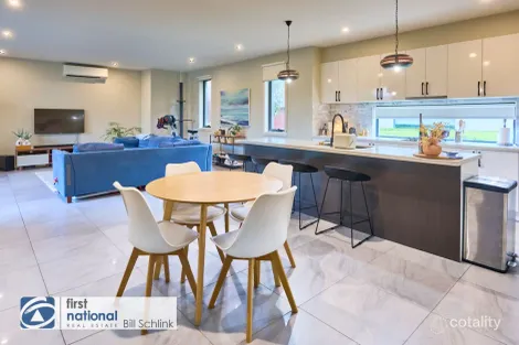 Property photo of 6/8 Tandara Avenue Doncaster VIC 3108