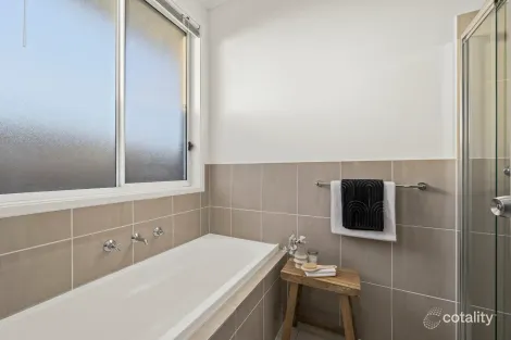 Property photo of 81 Beachport Road Seaford Rise SA 5169