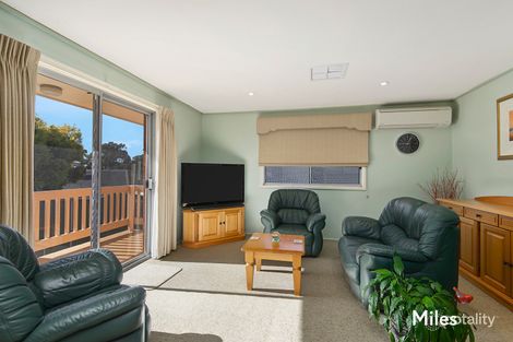 Property photo of 7 Janet Court Yallambie VIC 3085