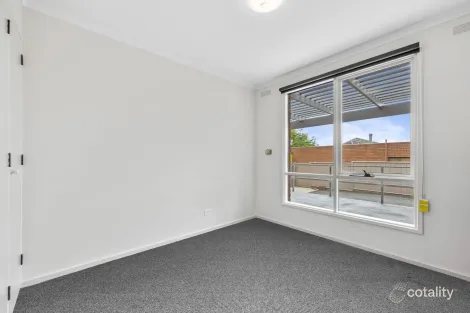 Property photo of 3 Eucalypt Court Ararat VIC 3377