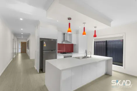 Property photo of 27 Coolamon Drive Craigieburn VIC 3064