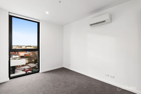 Property photo of 103/168 Whitehorse Road Blackburn VIC 3130