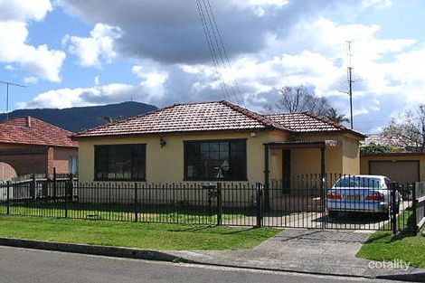 26 Maxwell St, Fairy Meadow, NSW 2519