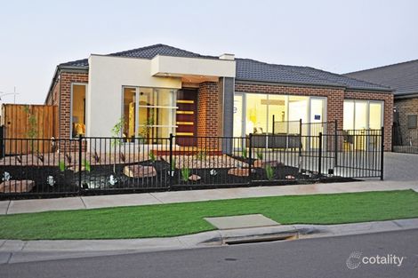 6 Peppermint Gr, Taylors Hill, VIC 3037