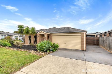 56 Thwaites Rd, Pakenham, VIC 3810