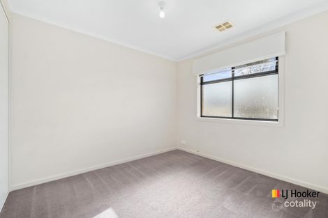 Property photo of 26 Loveday Crescent Casey ACT 2913