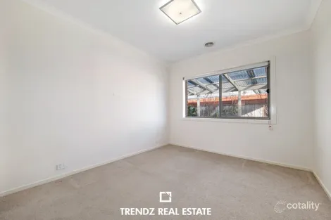 Property photo of 46 Fenway Boulevard Clyde North VIC 3978