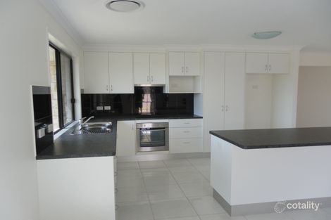 Property photo of 20 Kassidy Drive Emerald QLD 4720