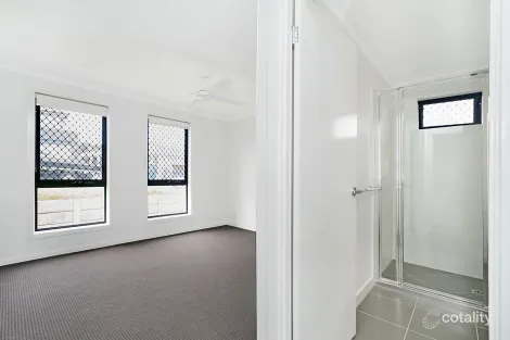 Property photo of 7 Armour Drive Cameron Park NSW 2285