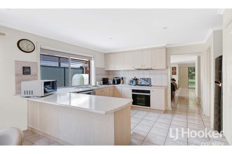 Property photo of 9 Darlingsford Boulevard Melton VIC 3337