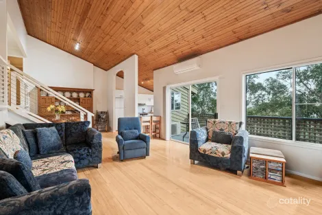 Property photo of 33 Alison Road Springfield NSW 2250