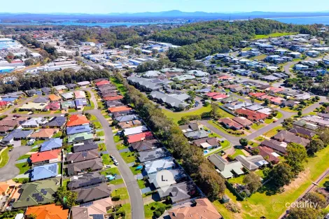 Property photo of 33 Nuwarra Circuit Forster NSW 2428