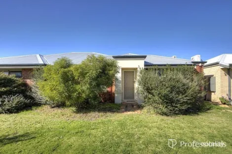 29/91 Lowanna Way, Armadale, WA 6112