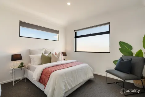 Property photo of 36 Brendan Road Greenvale VIC 3059