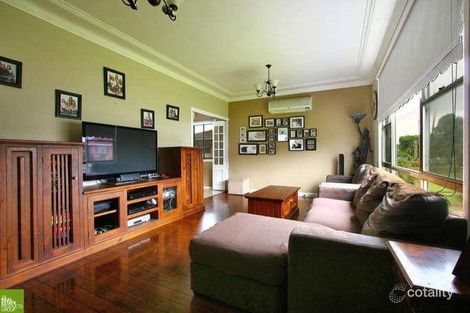 Property photo of 15 Kaylaur Crescent Albion Park Rail NSW 2527