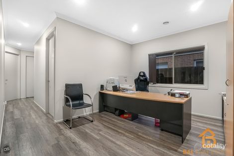 Property photo of 30 Botanical Drive Truganina VIC 3029