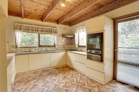 Property photo of 8 Walnut Avenue Emerald VIC 3782