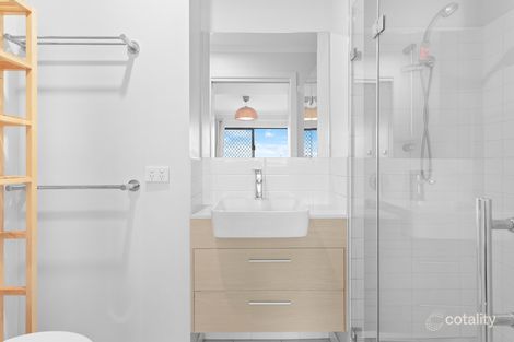 Property photo of 315/26 Macgroarty Street Coopers Plains QLD 4108