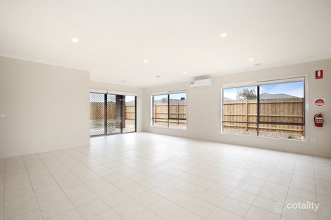 Property photo of 31 Bateman Drive Harkness VIC 3337