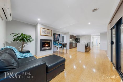 Property photo of 3 Chedword Road Cranbourne North VIC 3977